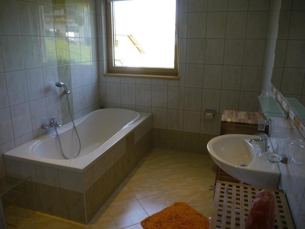 Ferienhaus Sam Инсбрук Номер фото